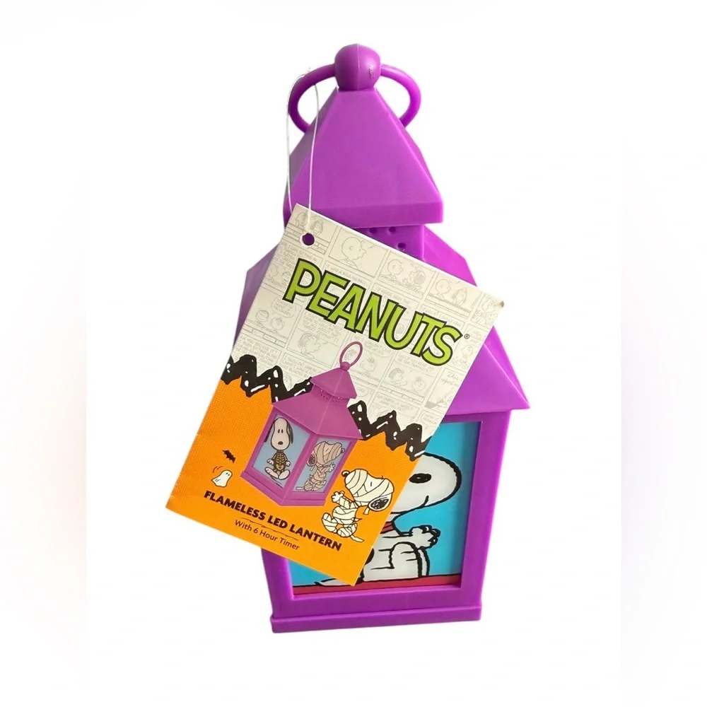NWT Peanuts Halloween Purple Flameless LED Lantern